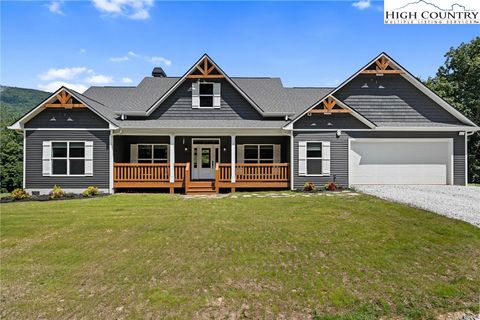 Single Family Residence in Banner Elk NC 319 Horney Hollow Lane.jpg