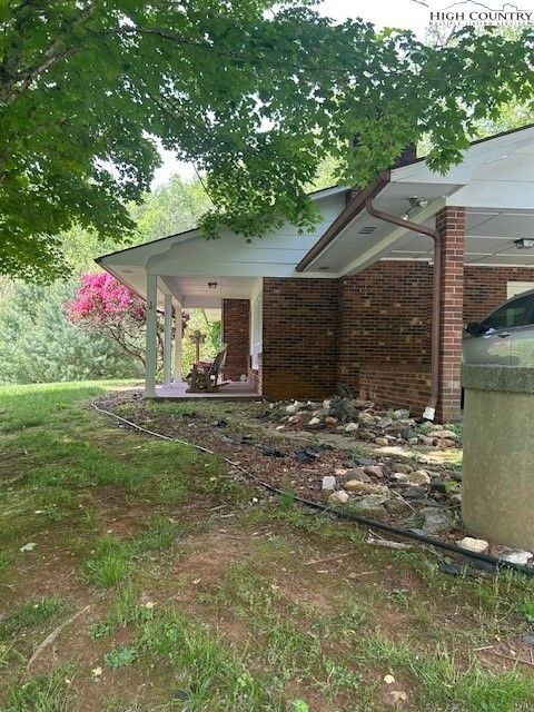 Single Family Residence in Warrensville NC 950 Campbell Road.jpg