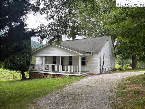 Single Family Residence in Sparta NC 73 Bledsoe Creek Road.jpg