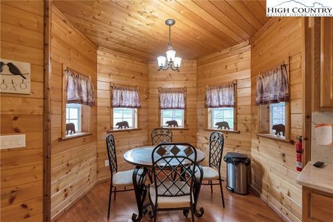 Single Family Residence in Piney Creek NC 191 Tristate Knoll 15.jpg