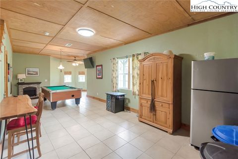 Single Family Residence in Piney Creek NC 191 Tristate Knoll 41.jpg