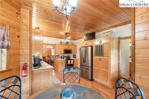 Single Family Residence in Piney Creek NC 191 Tristate Knoll 14.jpg