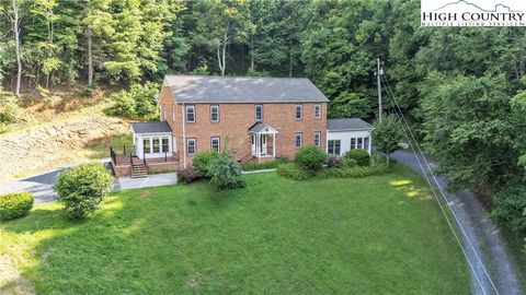 Single Family Residence in Jefferson NC 317 Dillard Drive.jpg
