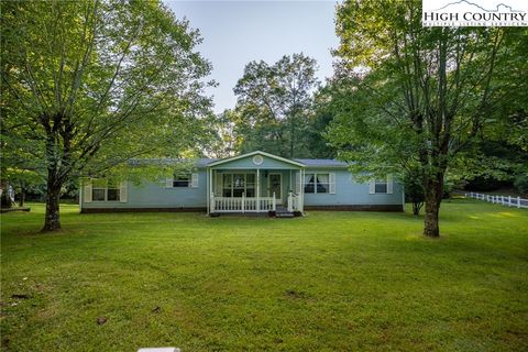 Single Family Residence in Glade Valley NC 290 Stardust Lane.jpg