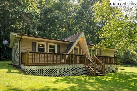 Single Family Residence in West Jefferson NC 664 Cherry Avenue.jpg