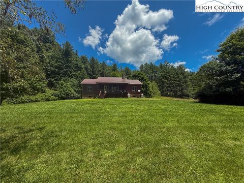 Single Family Residence in Fleetwood NC 175 Kevin Creek Road.jpg