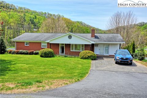 Single Family Residence in Warrensville NC 116 River Drive.jpg