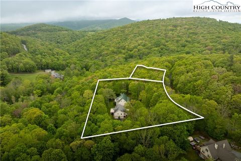 Single Family Residence in Boone NC 153 / 184 Shalom Mountain Lane.jpg