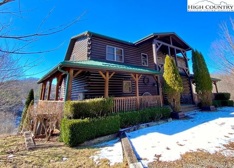 Single Family Residence in Grassy Creek NC 496 Fraser Creek Road.jpg