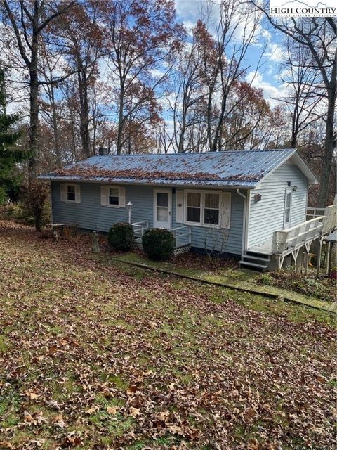 Single Family Residence in Sparta NC 167 Grandridge Road.jpg