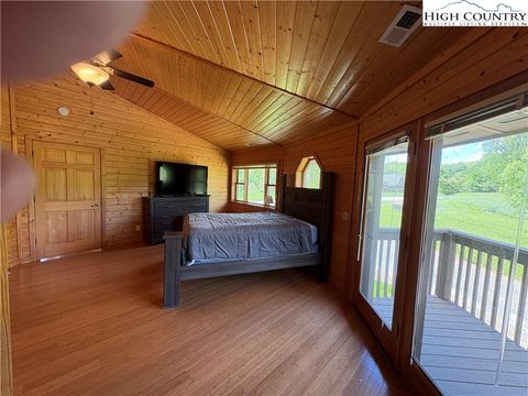 Single Family Residence in Sparta NC 236 Toms Knob Road 22.jpg