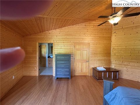 Single Family Residence in Sparta NC 236 Toms Knob Road 26.jpg