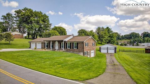 Single Family Residence in Sparta NC 236 Memorial Park Drive.jpg