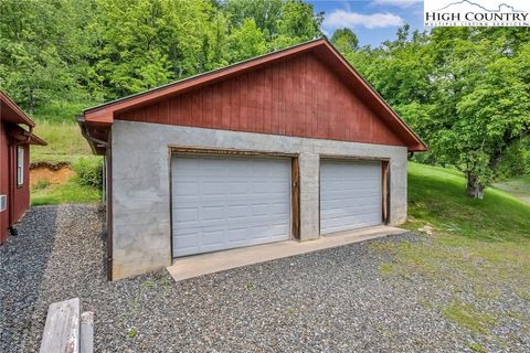 Single Family Residence in Warrensville NC 5691 NC 194 N Highway 35.jpg