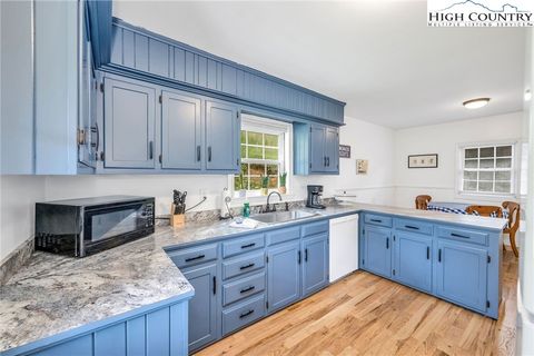 Single Family Residence in Warrensville NC 5691 NC 194 N Highway 21.jpg