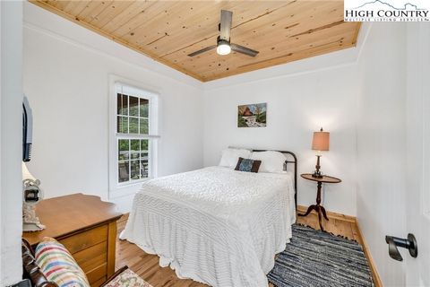 Single Family Residence in Warrensville NC 5691 NC 194 N Highway 26.jpg
