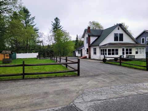 Single Family Residence in Newcomb NY 5629 NYS Route 28N.jpg