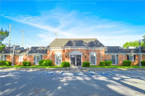 Mixed Use in Tuscaloosa AL 1788 McFarland Blvd N Blvd.jpg