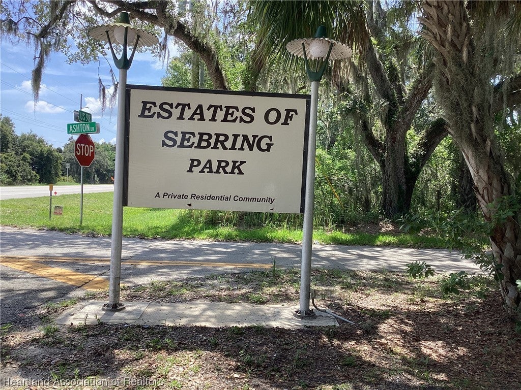 3323 Country Lake Dr, Sebring, FL 33876 photo