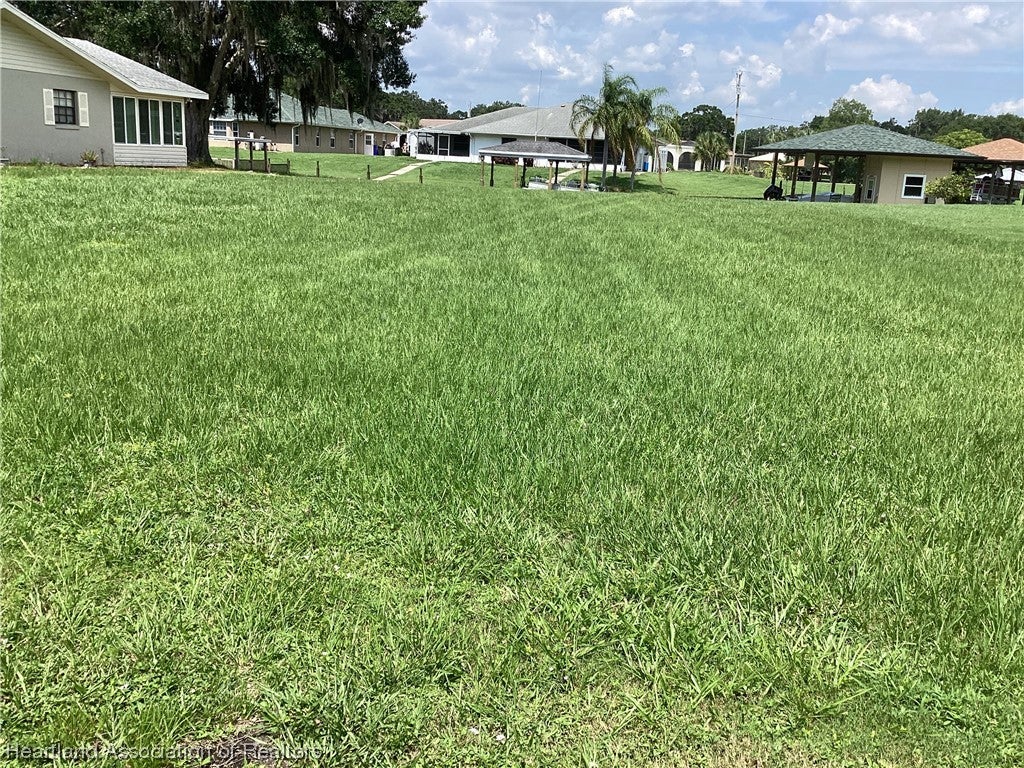 3323 Country Lake Dr, Sebring, FL 33876 photo