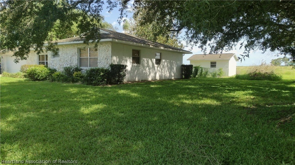 108 Tortoise Rd, Sebring, FL 33876 photo