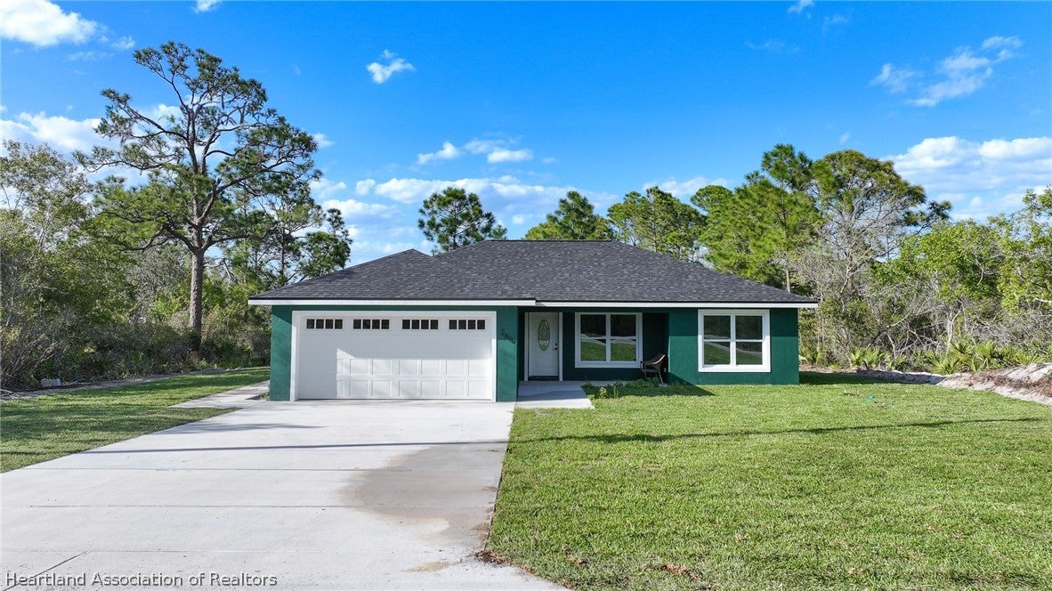 252 Vienna Ave, Lake Placid, FL 33852 photo