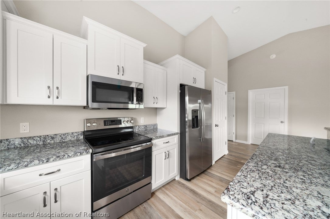 224 Cessna Way, Lake Placid, FL 33852 photo