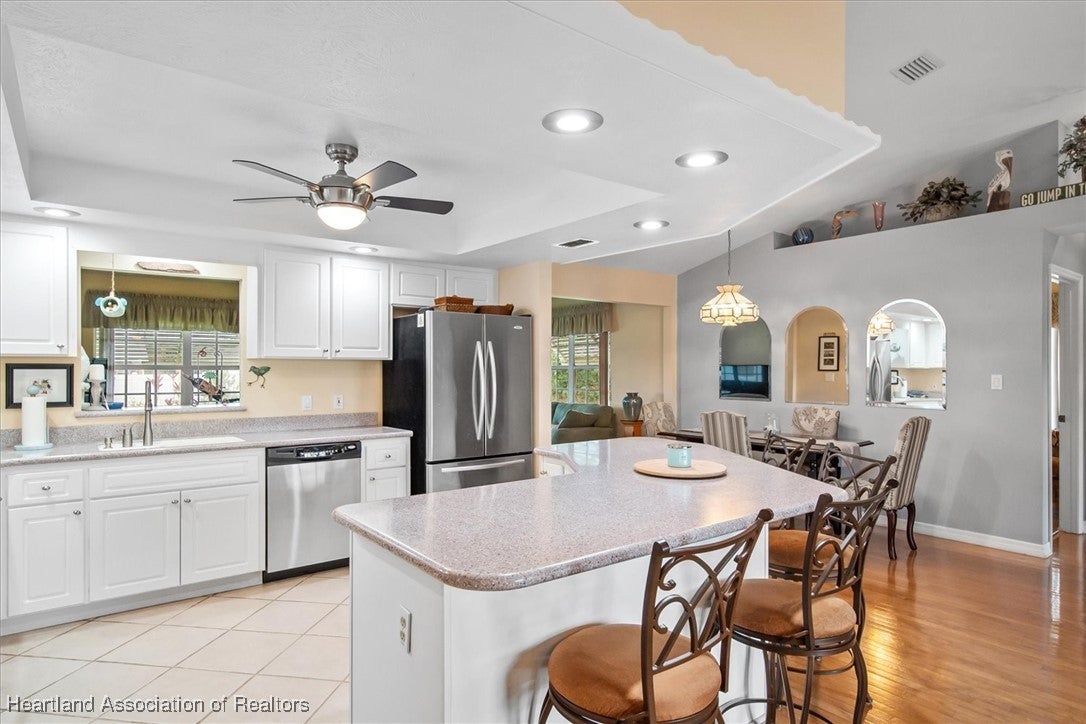 109 Lakefront Ct, Lake Placid, FL 33852 photo