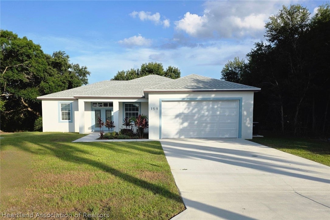 159 Bougainvillea St, Lake Placid, FL 33852