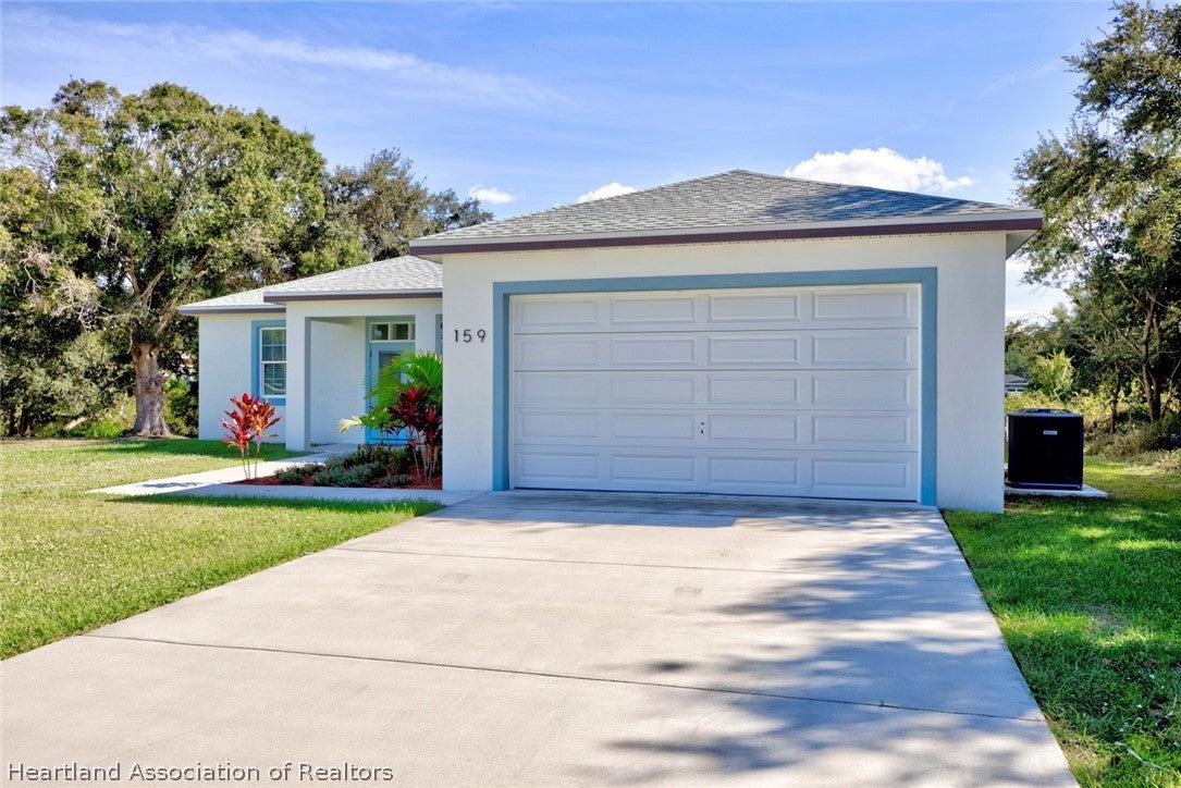 159 Bougainvillea St, Lake Placid, FL 33852 photo