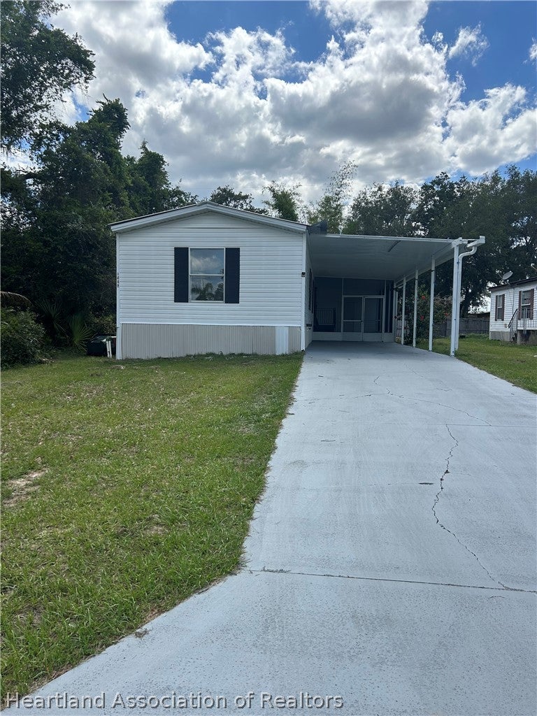 Sebring, FL 33876