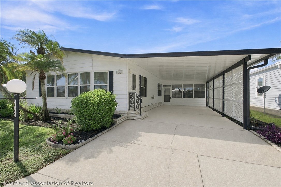 2762 Nicklaus Dr, Avon Park, FL 33825