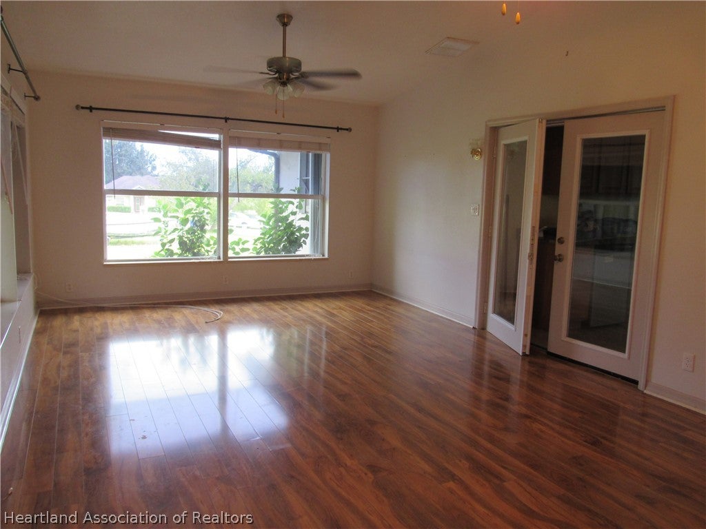 3 Duke St, Lake Placid, FL 33852 photo