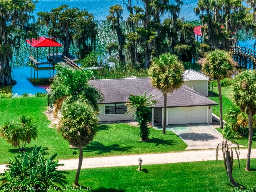 2684 Abell Rd, Lake Placid, FL 33852