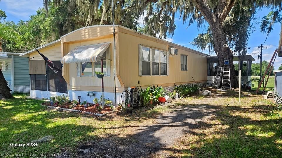 138 Shrimp Ave, Lorida, FL 33857 photo