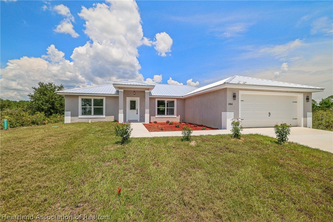 3361 Miller Ave, Lake Placid, FL 33852
