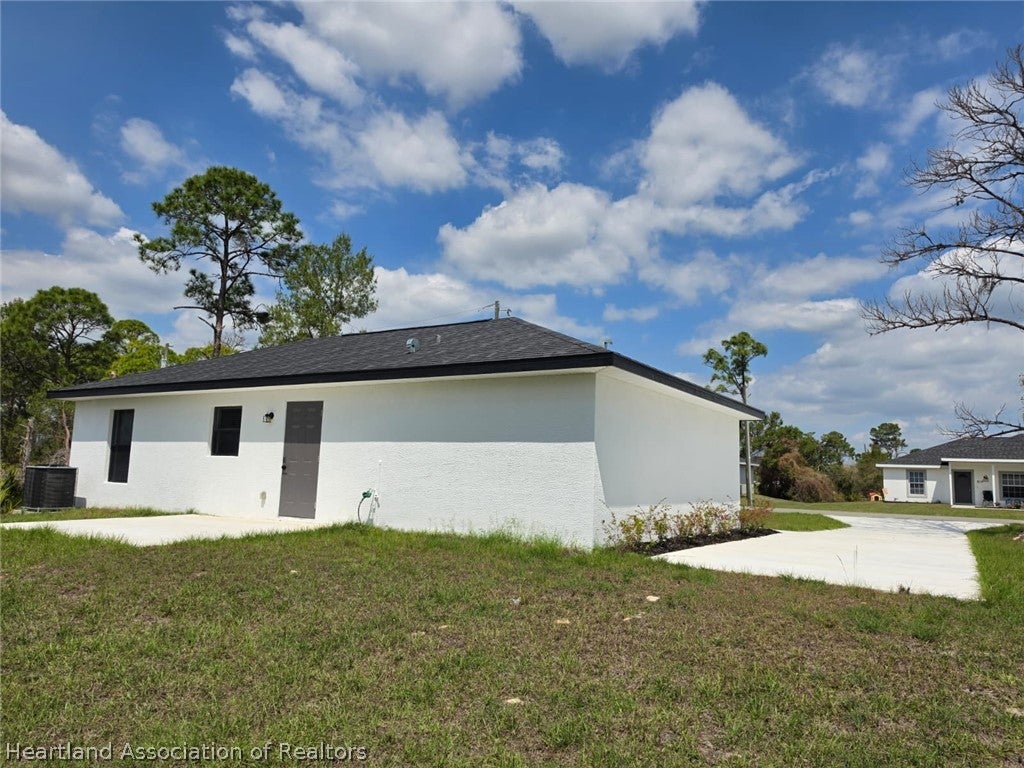 209 Islamorada St, Lake Placid, FL 33852 photo