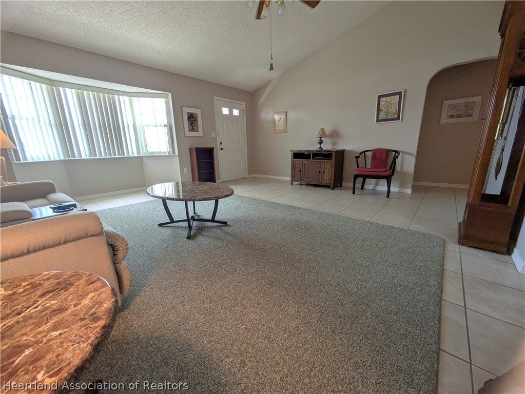 4214 Vantage Cir, Sebring, FL 33872 photo