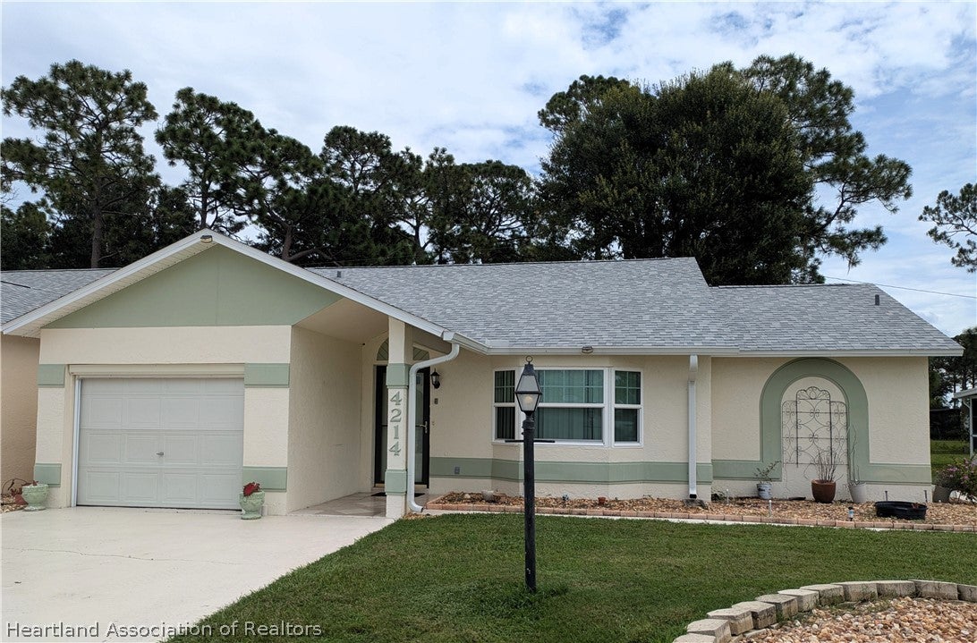 4214 Vantage Cir, Sebring, FL 33872