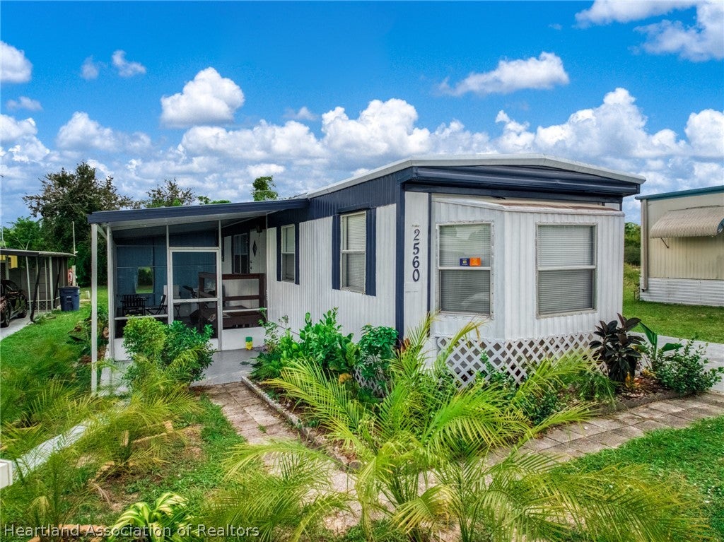 2560 Skyview St, Sebring, FL 33870