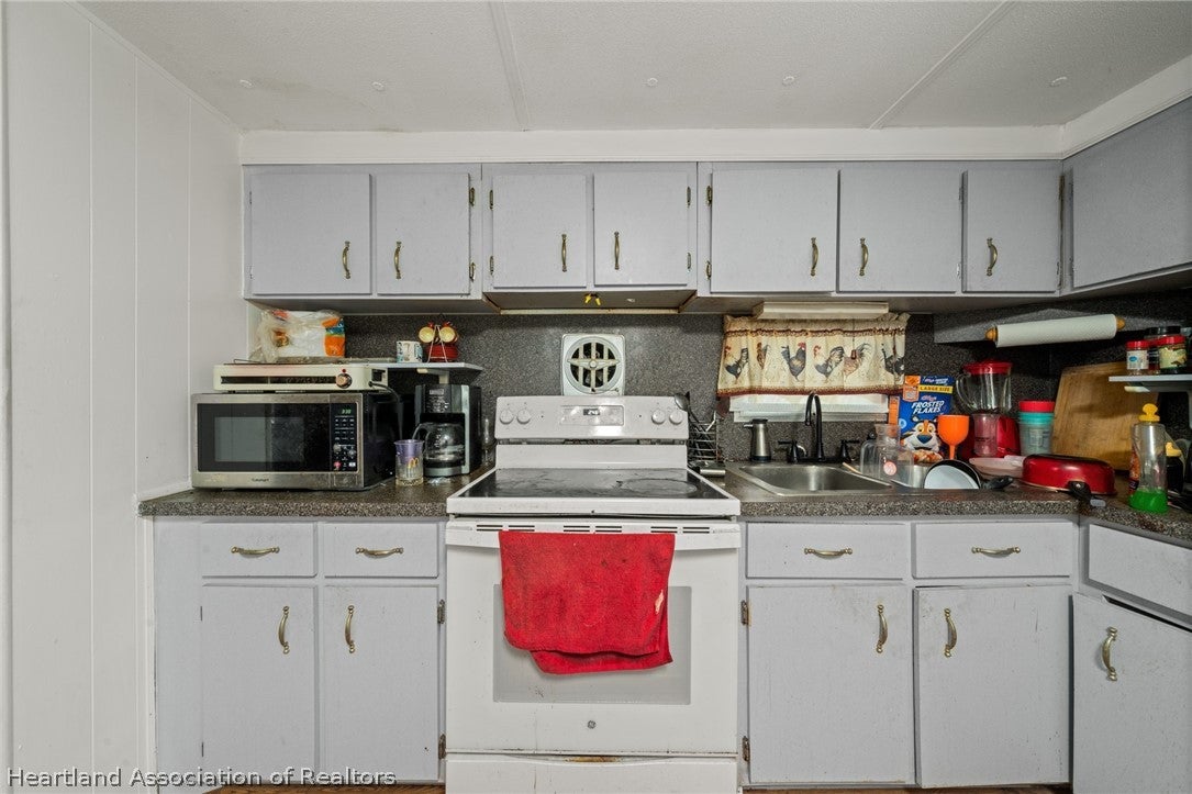 2560 Skyview St, Sebring, FL 33870 photo