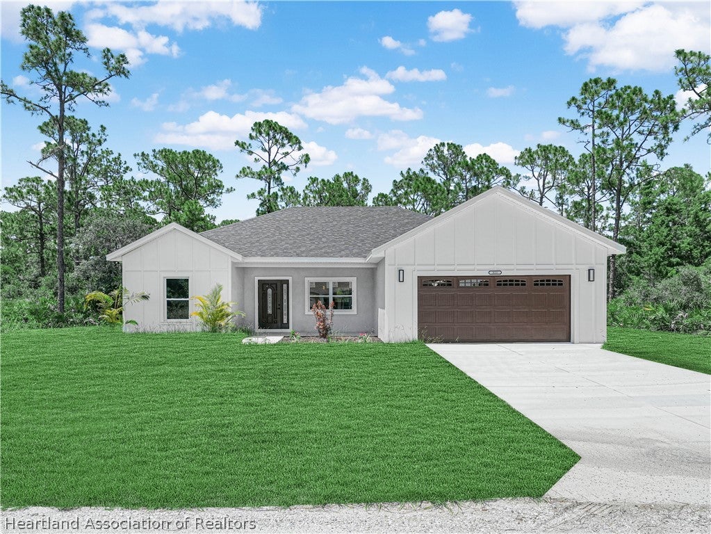 321 Roadrunner Ave, Sebring, FL 33870