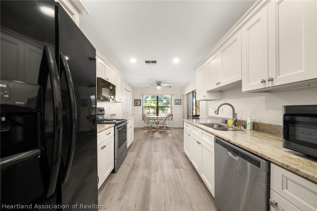 113 Brentwood Dr, Lake Placid, FL 33852 photo