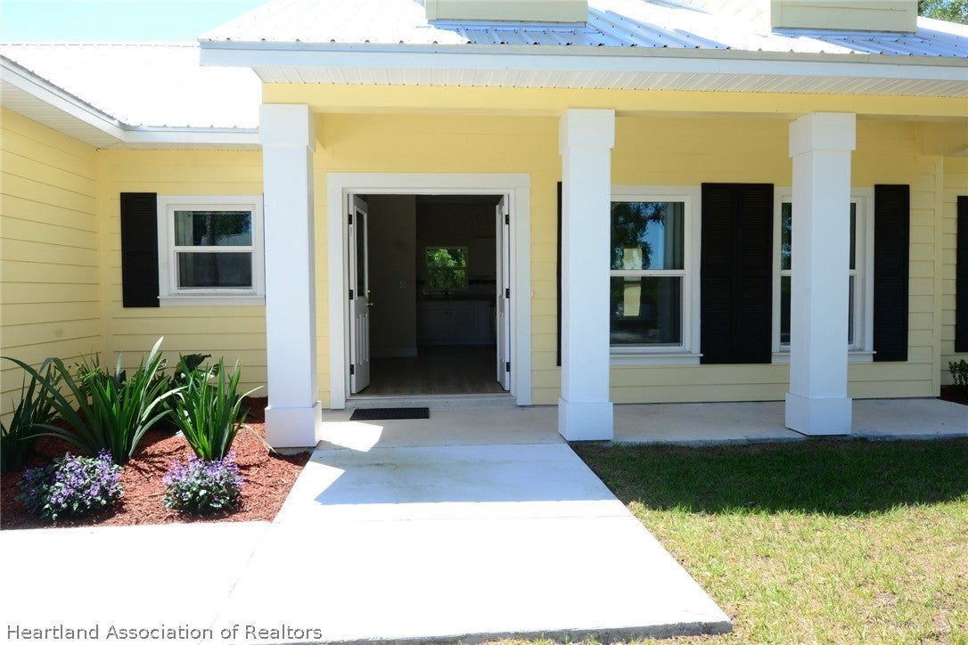 1510 Spring Ln, Lake Placid, FL 33852 photo