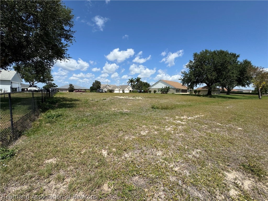 551 Sunset Pointe Dr, Lake Placid, FL 33852 photo