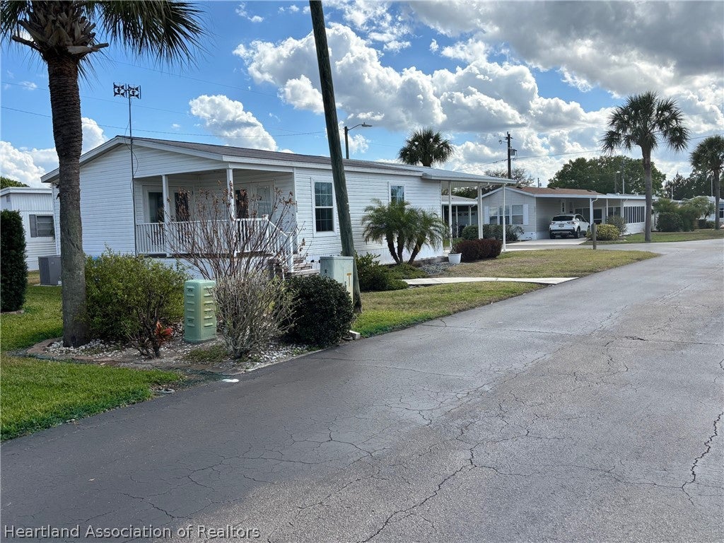 2036 Missouri Dr, Sebring, FL 33870 photo