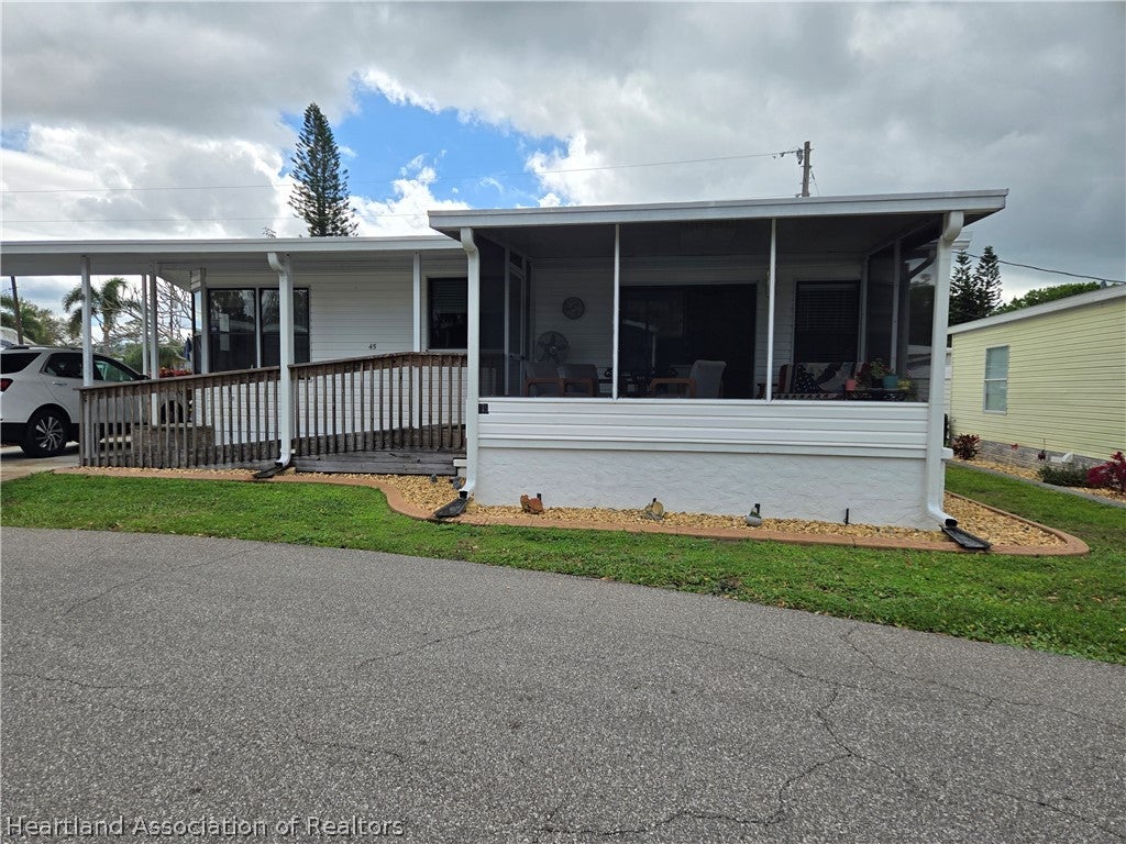 45 Pine Aire Cir, Lake Placid, FL 33852