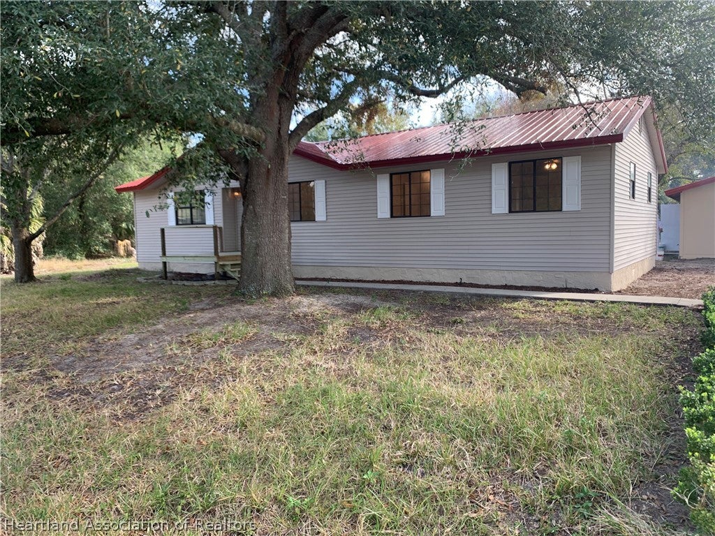 2225 N Unicorn Rd, Avon Park, FL 33825 photo