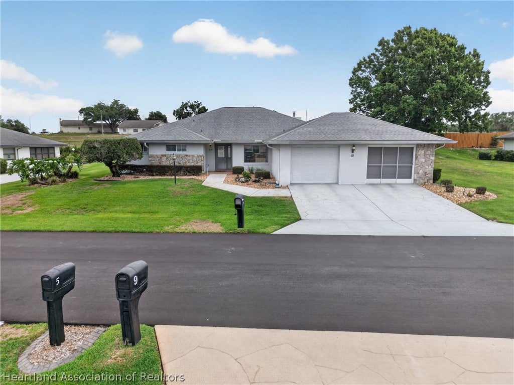 10 Crestview Ct, Lake Placid, FL 33852