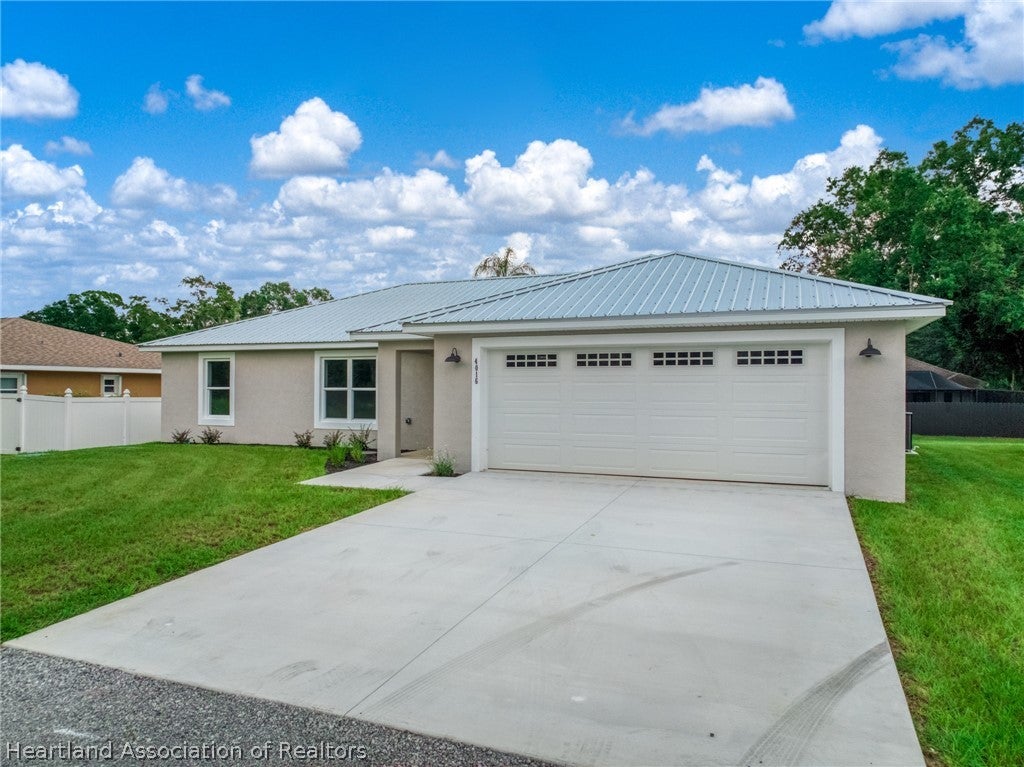 4016 Abernathy Ave, Sebring, FL 33875